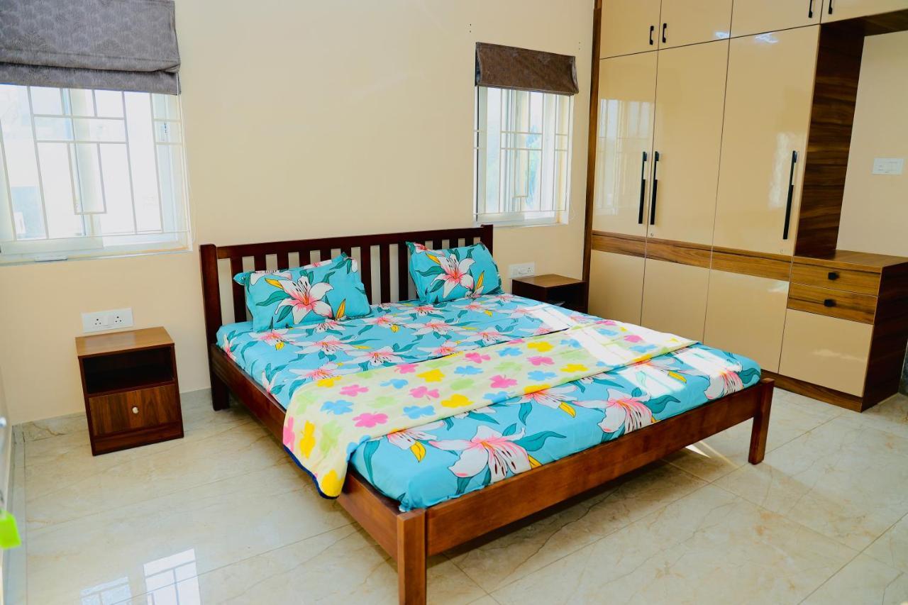 Swayamkrushi 4Th Floor Apartment ไฮเดอราบัด ภายนอก รูปภาพ